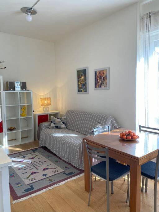 Appartement 15, Con Posto Auto Genua